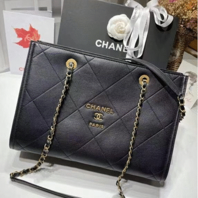 シャネルスモールショッピングバッグ  AS2752 B06377 94305